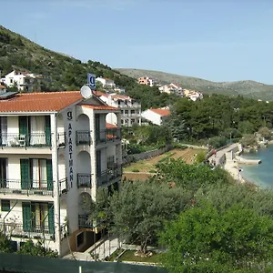 Appartement G, Trogir