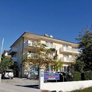 Appartement Apartmani Trogir, Trogir